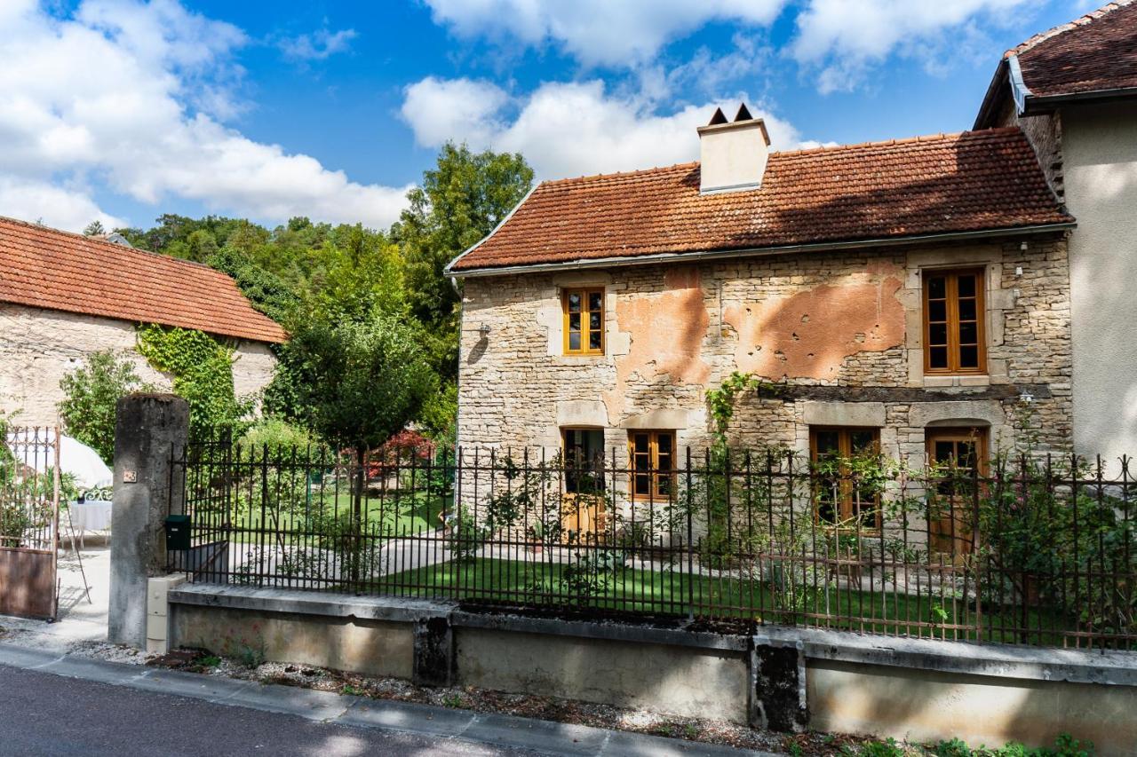 Relais De La Fontaine - Maison De Charme Cunfin Экстерьер фото